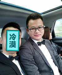 29岁170CM的网络作家征婚,年收入30万以上