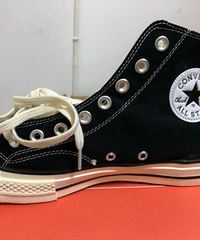 ����1970s�߰���ɫ���ǰ�ɫѽ��