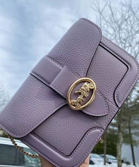 ��Ϊ��ɫ�أ������������ϣ��������ĵ�һ���Ҿ�֪�����군��