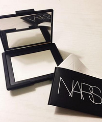 姐妹们,nars粉饼、散粉还是muf散粉好用呀