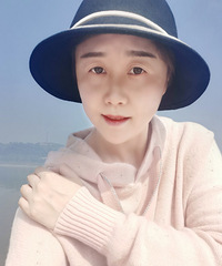 85年161CM的小姐姐征婚,希望对方年收入不低于20万
