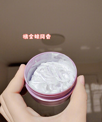 像马卡龙一样敲可爱的小罐子护手霜