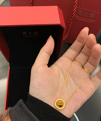 分享一款周大福一点都不俗气的黄金项链