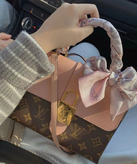 LV��ͷ������ף�����˿��֮��о������Ҳ̫�ɰ��˰�