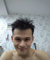 第一次参加购物狂线下相亲会,有个小姐姐说我册子上的照片像罪犯