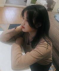 95年162CM的钢琴老师征婚,希望对方身高172以上