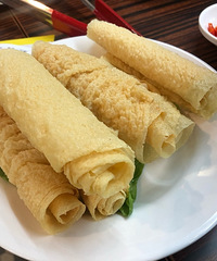 �Ž��������˿��Ĵ��¯�����ڣ������ֺ��ִ���