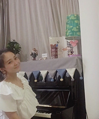 85年158CM的银行小姐姐征婚,希望对方乐观开朗