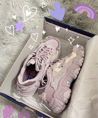 Fila2021年最新款老爹鞋,这个配色超级无敌少女!