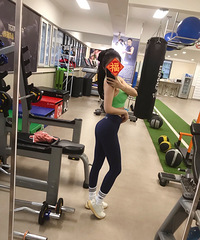 91年163CM的天蝎座妹子征婚,希望对方阳光开朗