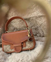 �ֲ�Coach�����¿�����������ϻ�ͼ������ʱ�ֲ���