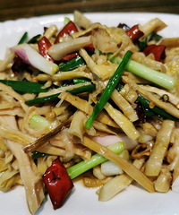 ȥϴǧĶͲ˻ȷʵƯصʳСֵ