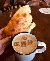 我妈经常说她吃的盐比我吃的米多,谁有这样的妈妈请举手