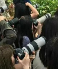 �Ƹ����룬����վ��2��׬10��