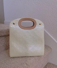 �ҵĵ�һֻ�йŰ���һǧ���LV��Ƥ�������