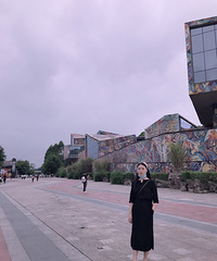 95年165CM的妹子征婚,希望对方身高175以上