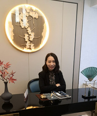 92年160CM的房地产销售妹子征婚,希望婚后不和父母住一起