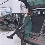 ϲ����˹��Model Y