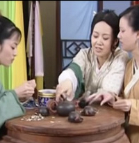 ١����һ������Ա������Ǯ