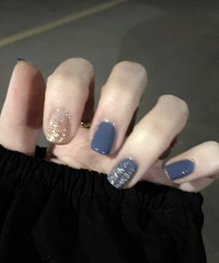 �ҷ��ִ���ҵ�����ɫ���׺��Ը߼�