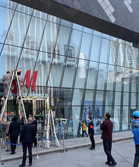 南坪星光时代广场 H&M店停止营业!