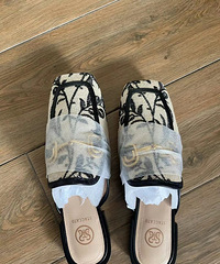 ����������˫�ܻ�� ˼��ͼ��Ь