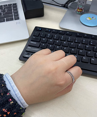 一奥天地相亲会后……发一张图来对比一下皮肤颜色的黑白差异