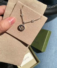 ��GUCCI�Ǽ�֮ǰ�Ͻ��������С�ɰ�