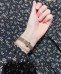 ���Լ�����������ְ���ĸС����ʯӢŮ��