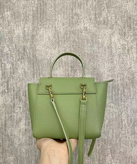 牛油果Celine pico belt,夏天快来了,那就绿一
