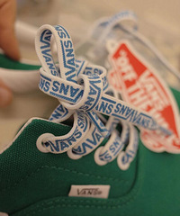 ����Ŀ�����vans�̸��ģ��ÿ����Ը߼�