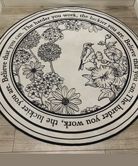 法式风格的地毯真的太仙太精致了,和Diptyque感觉挺像