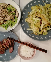 94年163CM从事软件运营的妹子征婚,希望对方不是做生意的