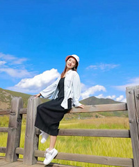 91年164CM的地产销售妹子征婚,希望对方家庭和睦