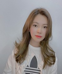 26岁创业做生意的妹子征婚,希望对方温暖