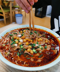 ����һ����ζ�ۻ��������棬�۸�����ζ����