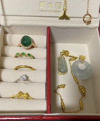 ƽ�����Ů�����κ�