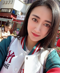 90年162CM女儿6岁的单亲妈妈征婚,希望对方无不良嗜好
