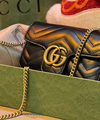 ������˰����Gucci Marmont supermini