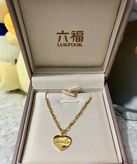 买到爱心款啦!和圆饼比较还是这个更适合,能买到真的是很开心啦