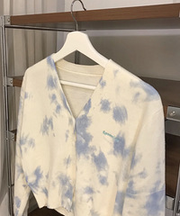过节你们都买新衣服了吗?我买了3件不同风格的上衣