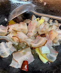 �óԵ���г�����