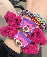 �ֲݿɰ����Ĳ�ݮ�ܷ�Ȧ��������ɫ���԰�