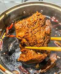 ��һ������ţ�⣬��ĺóԵ���ͷ