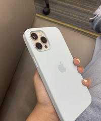 被问爆的奶蓝色液态硅胶手机壳,冰淇淋色也很耐脏