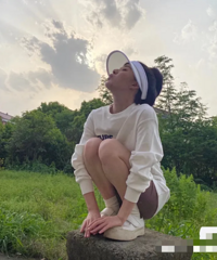 ��������¶˼��С��Ь�����һ���۸񾪴����ˣ�