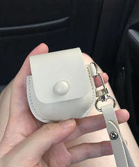 ���ڲ�ͬ��airpods�����ף����ų��ų������ʵ�