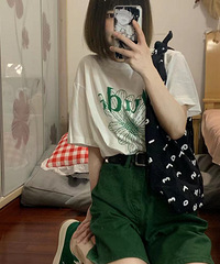 ��ɫ��ĺ��ʺ����죬�������ͺ���ˬ