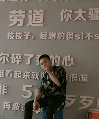 23岁做生意的小哥征婚,希望对方脾气好