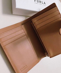 FurlaǧԪǮ�����֣����������ԣ���ɫ��ʽ����ͦ����ϲ�õ�